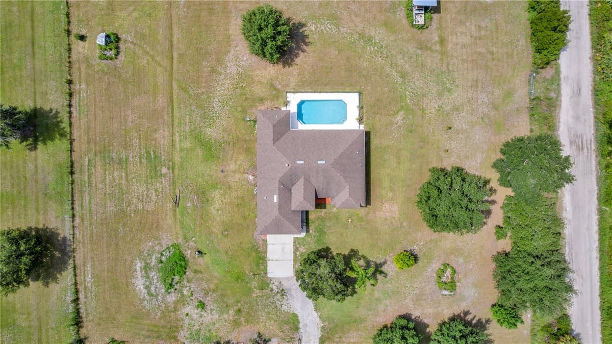 1005 WHISPRING CREEK WAY — photo 30 of 42