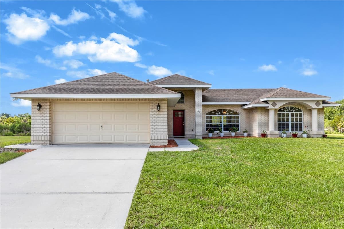 1005 WHISPRING CREEK WAY — photo 1 of 42