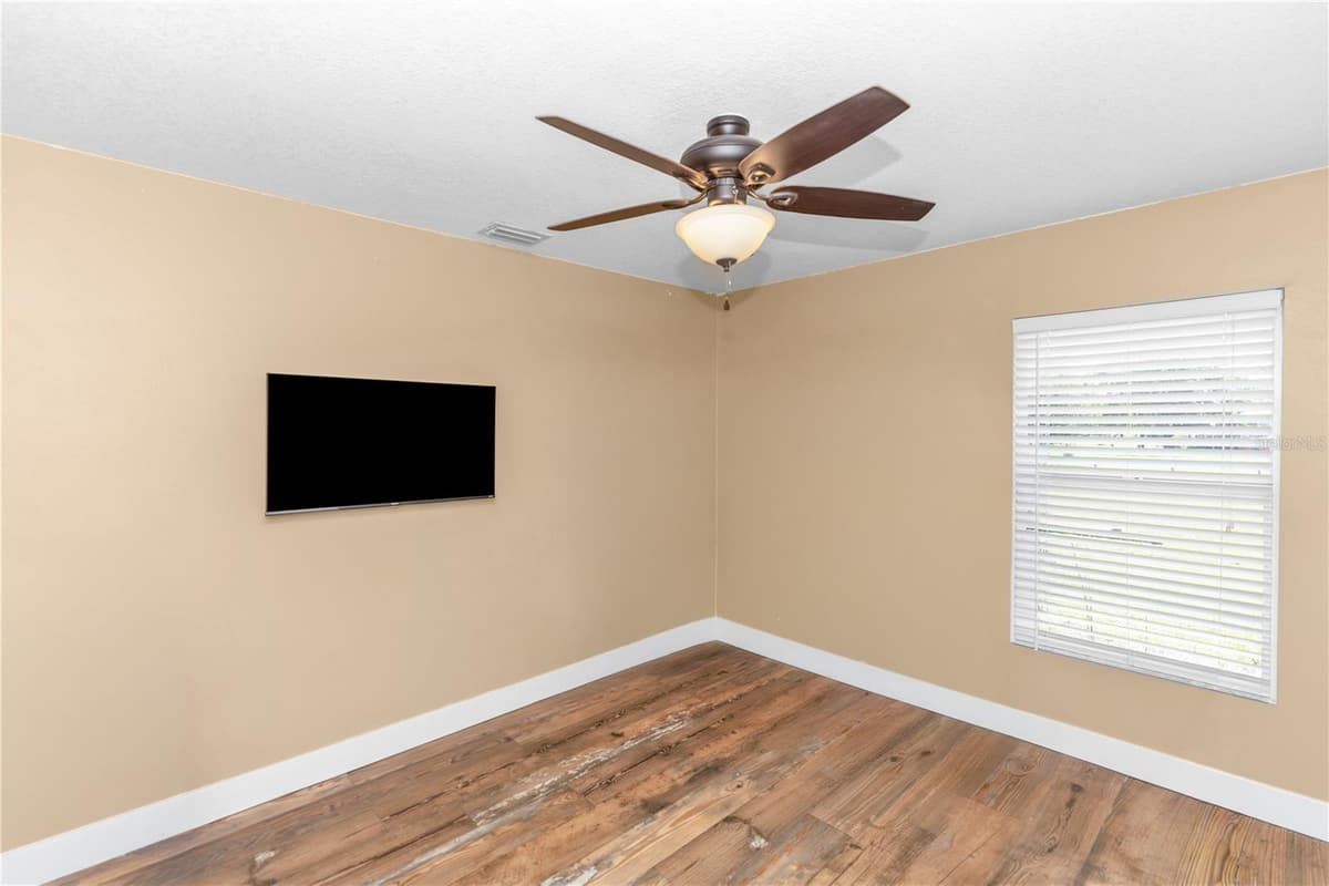 1005 WHISPRING CREEK WAY — photo 20 of 42