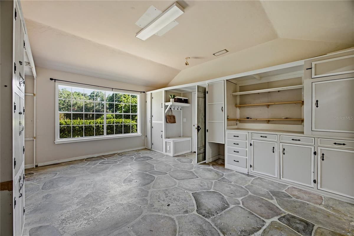 10709 31ST PLACE — photo 36 of 65