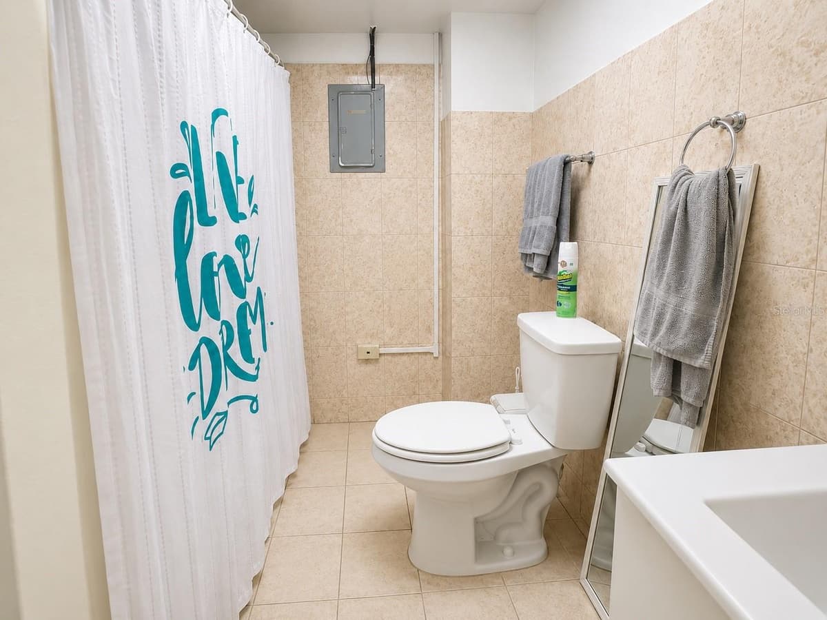 1716 SAN ALFONSO — photo 11 of 20