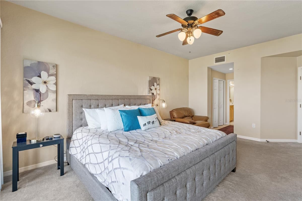 3805 GULF BOULEVARD — photo 19 of 41