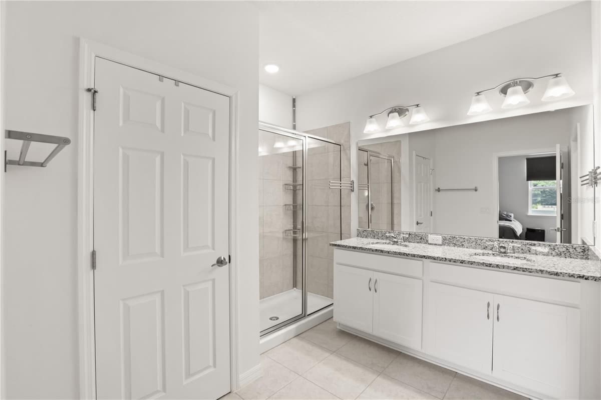 1580 BLUE LAGOON CIRCLE — photo 23 of 40