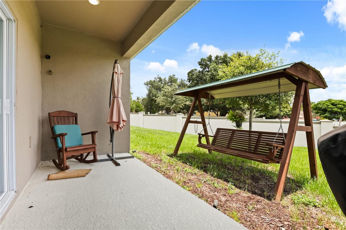 1580 BLUE LAGOON CIRCLE — photo 36 of 40