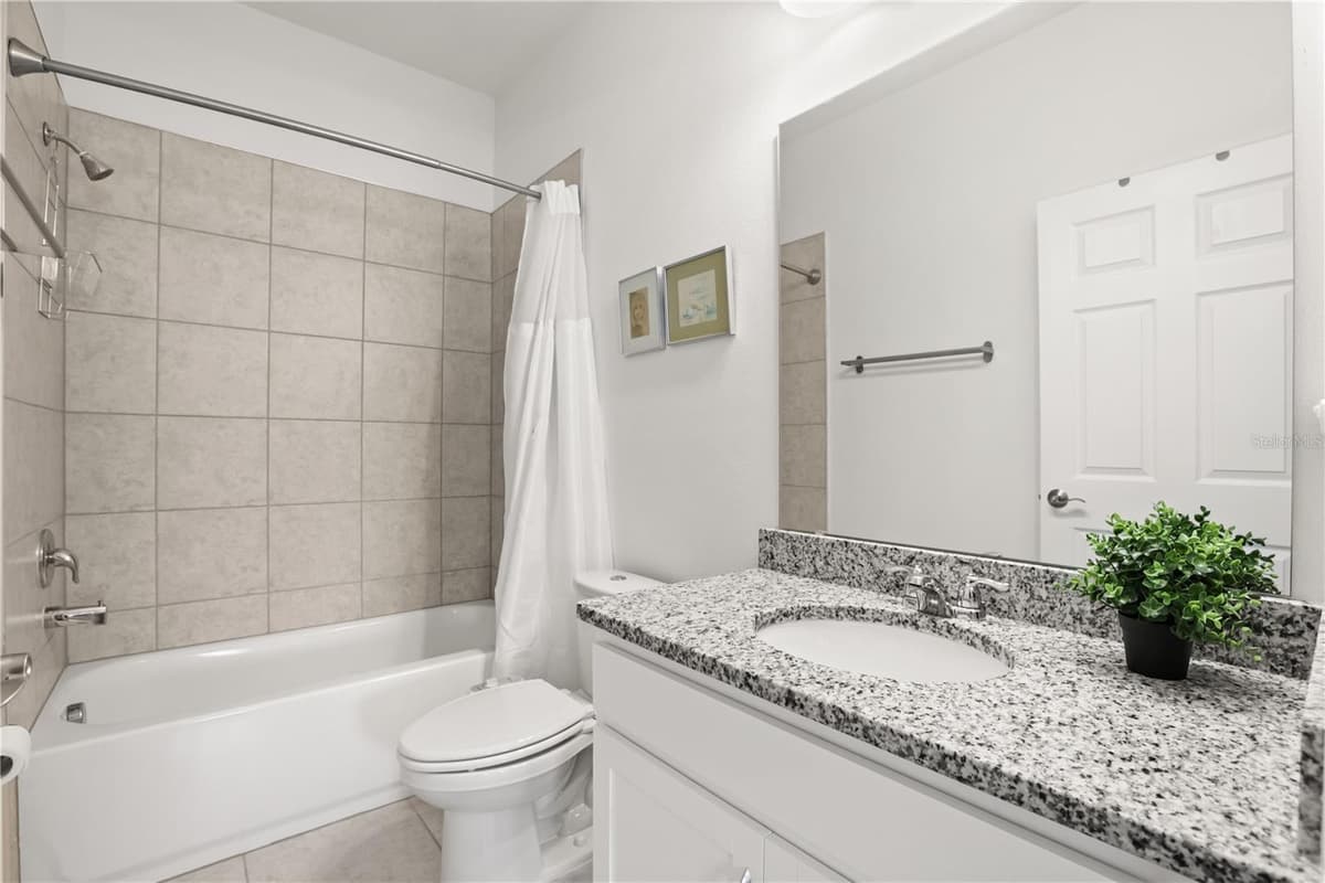 1580 BLUE LAGOON CIRCLE — photo 18 of 40