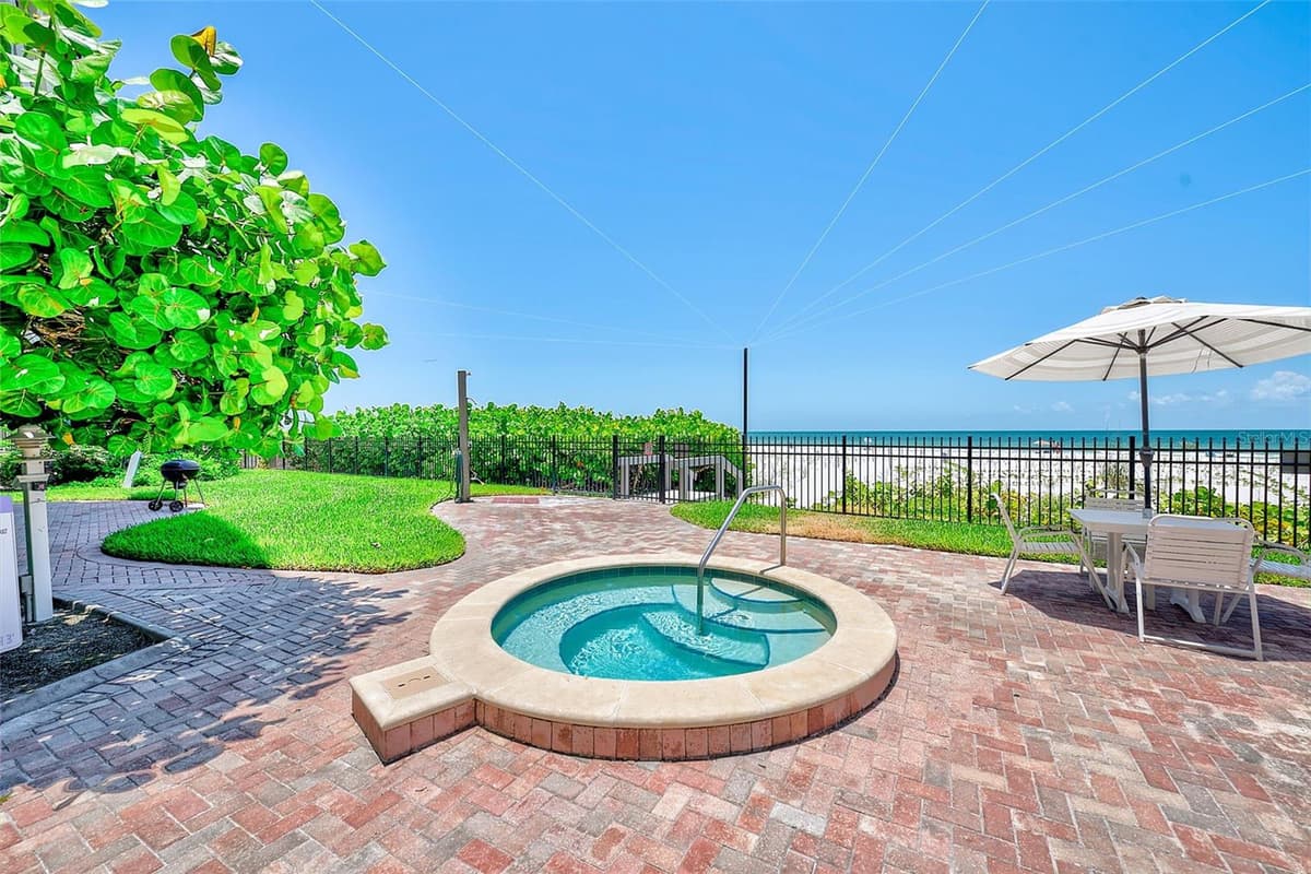 420 GULF BOULEVARD — photo 37 of 56