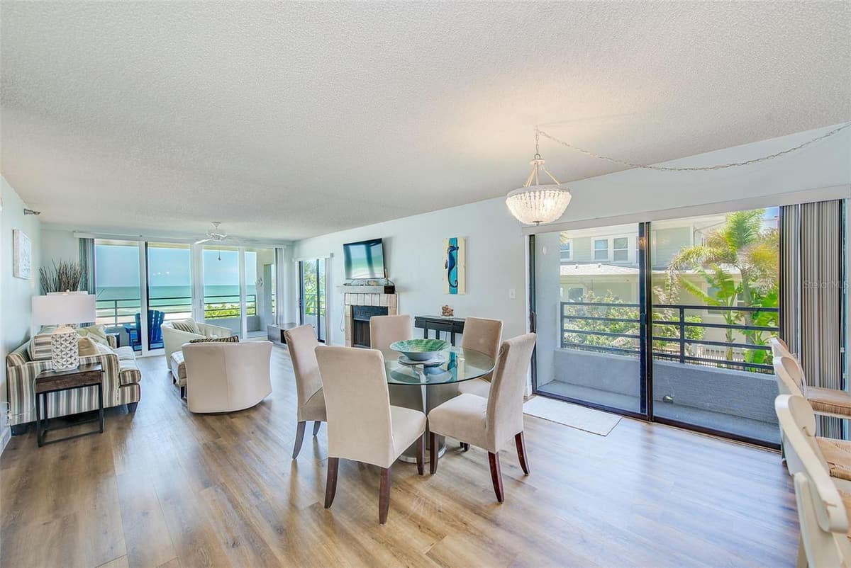 420 GULF BOULEVARD — photo 13 of 56