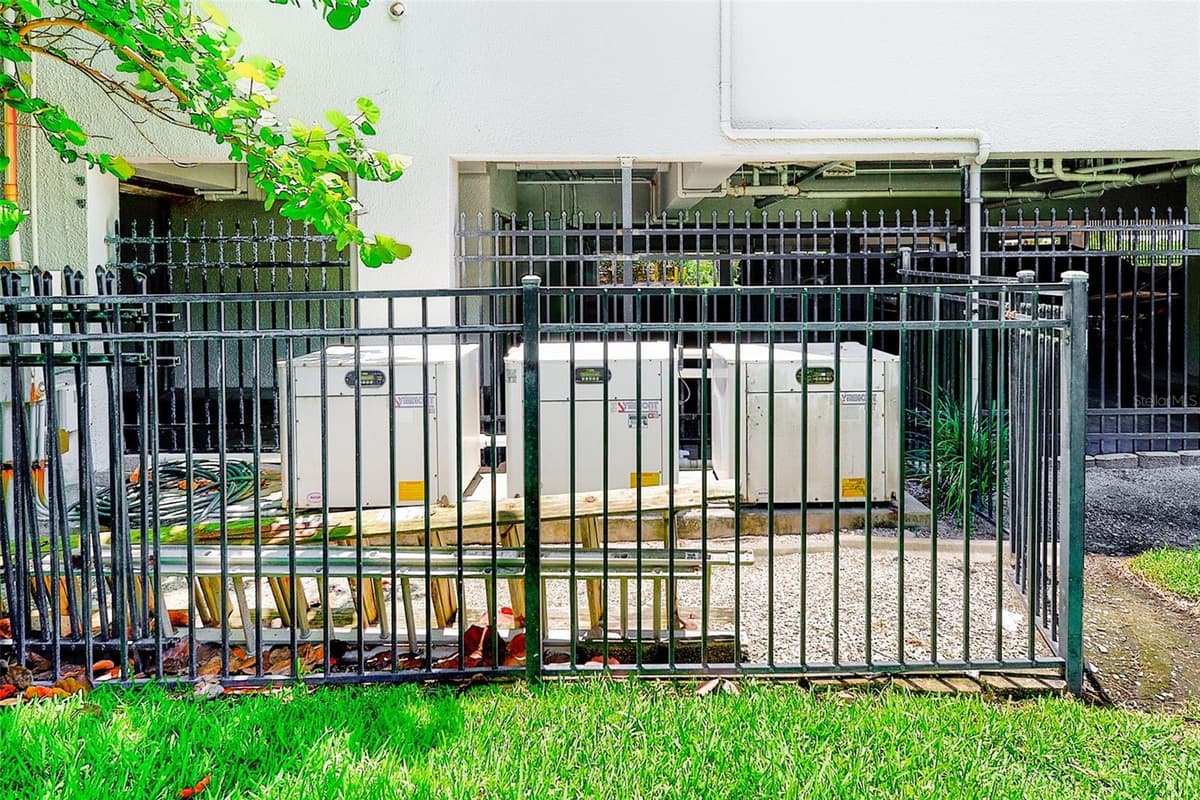 420 GULF BOULEVARD — photo 40 of 56