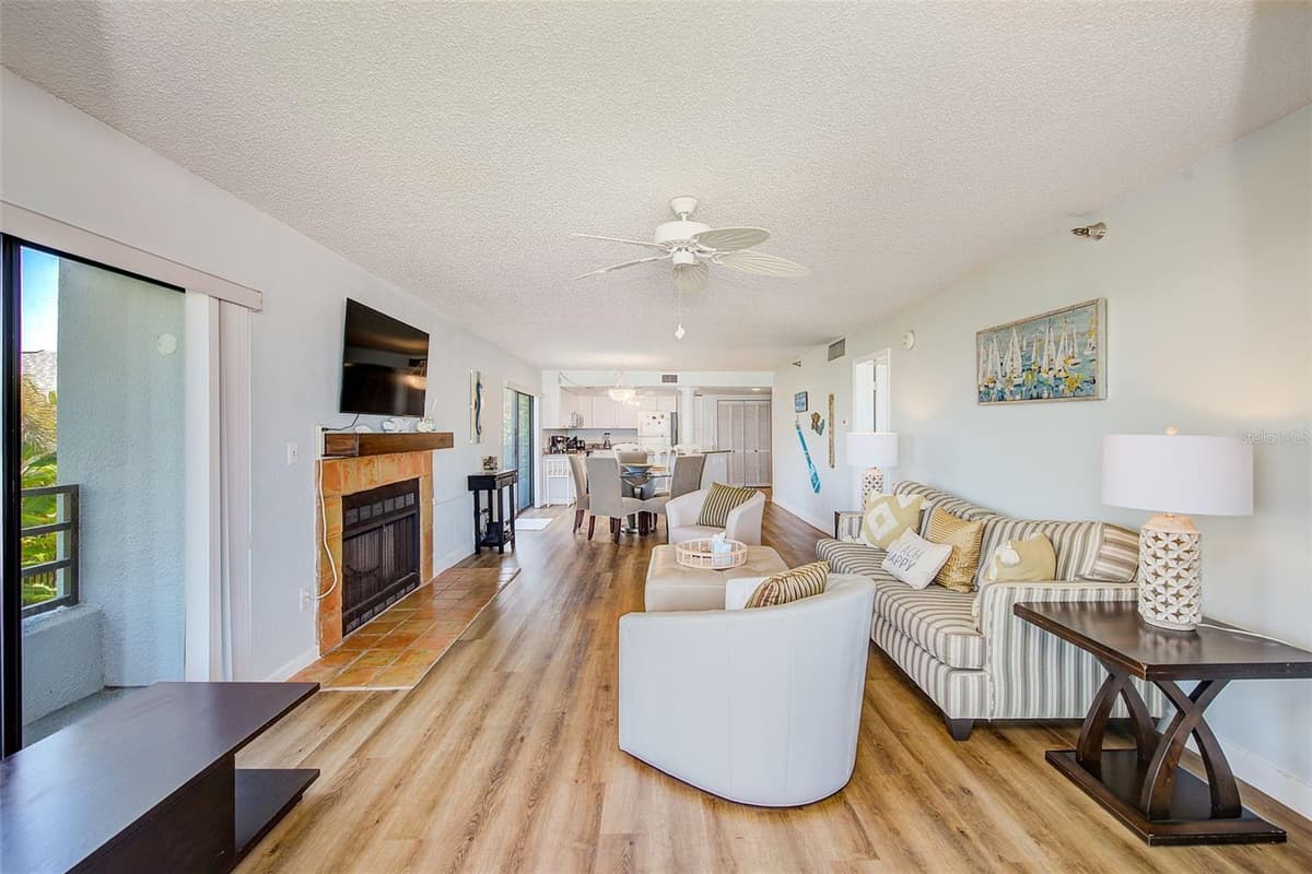 420 GULF BOULEVARD — photo 20 of 56