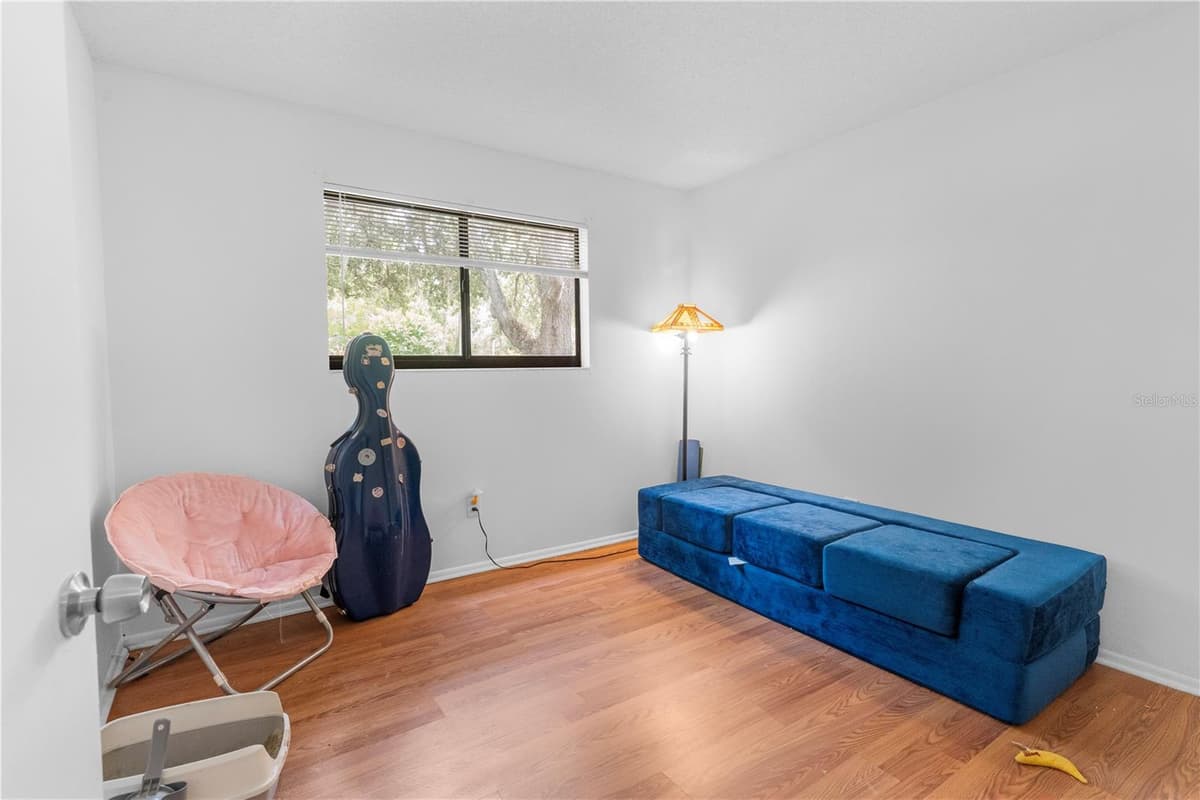 6018 LAKTREE LANE — photo 12 of 22