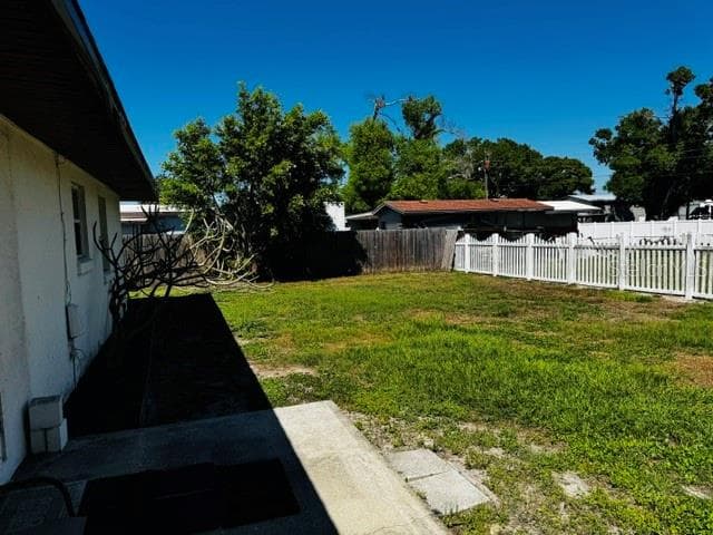 308 LINDEN DRIVE — photo 20 of 22