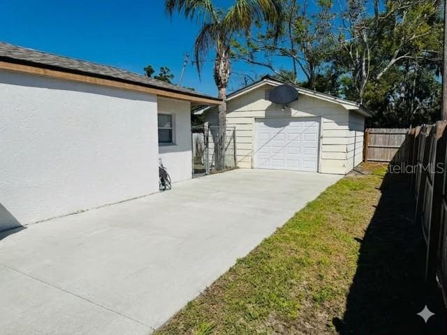 308 LINDEN DRIVE — photo 17 of 22