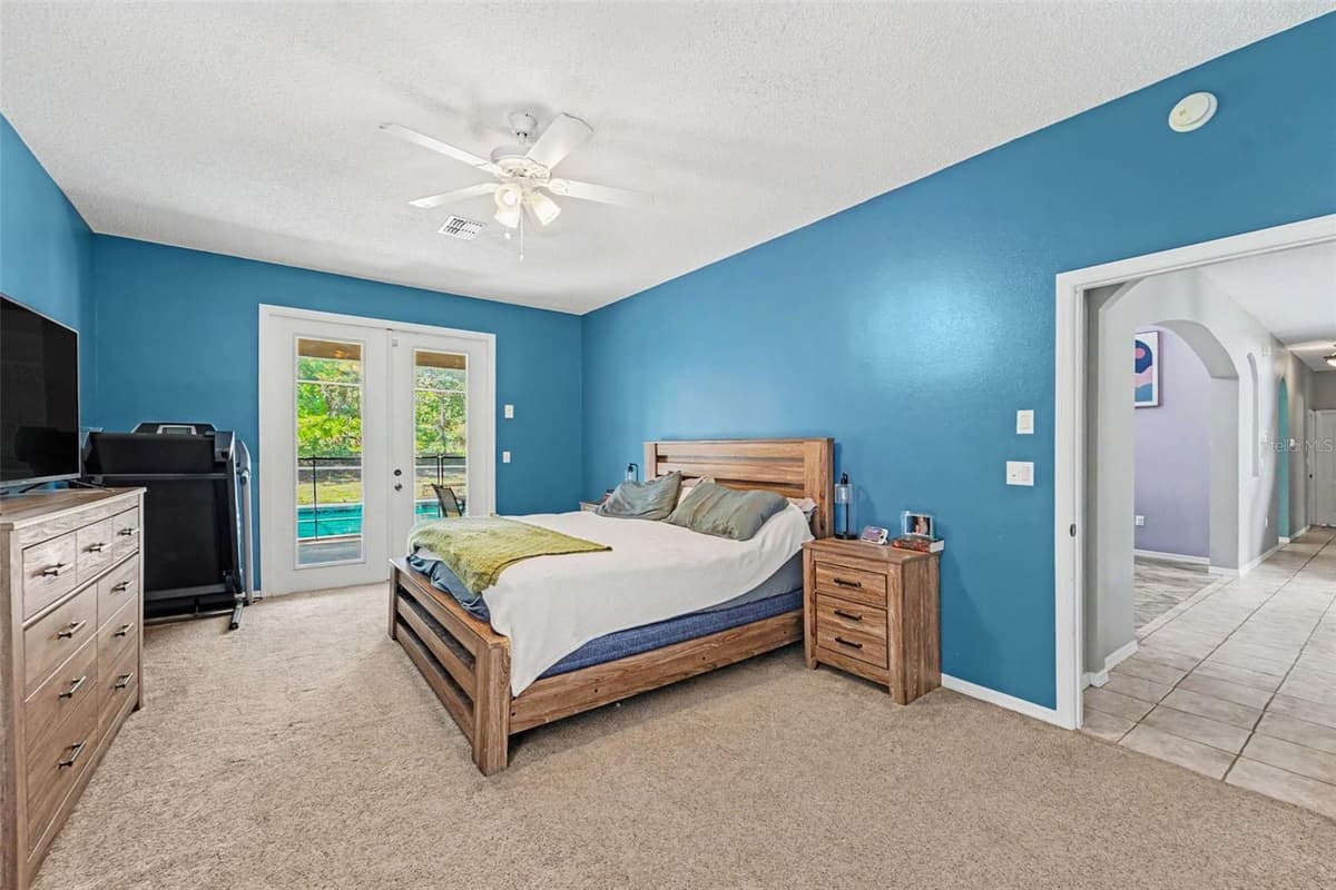 10724 PATRICK AVE — photo 10 of 27