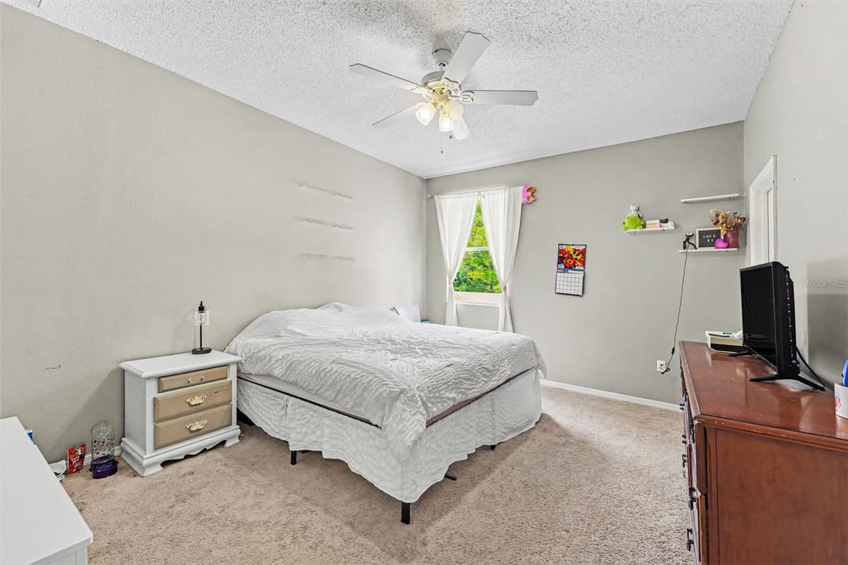 10724 PATRICK AVE — photo 16 of 27