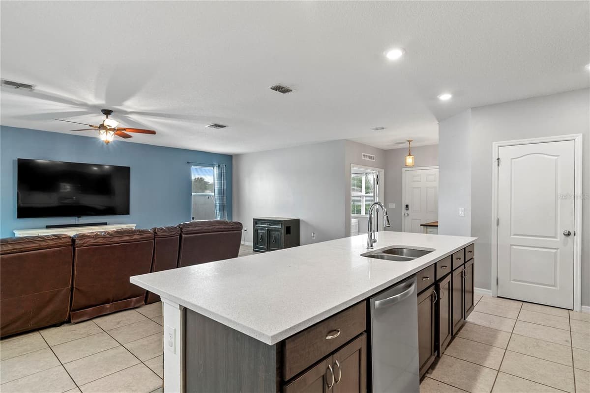 15266 AQUARIUS WAY — photo 10 of 26