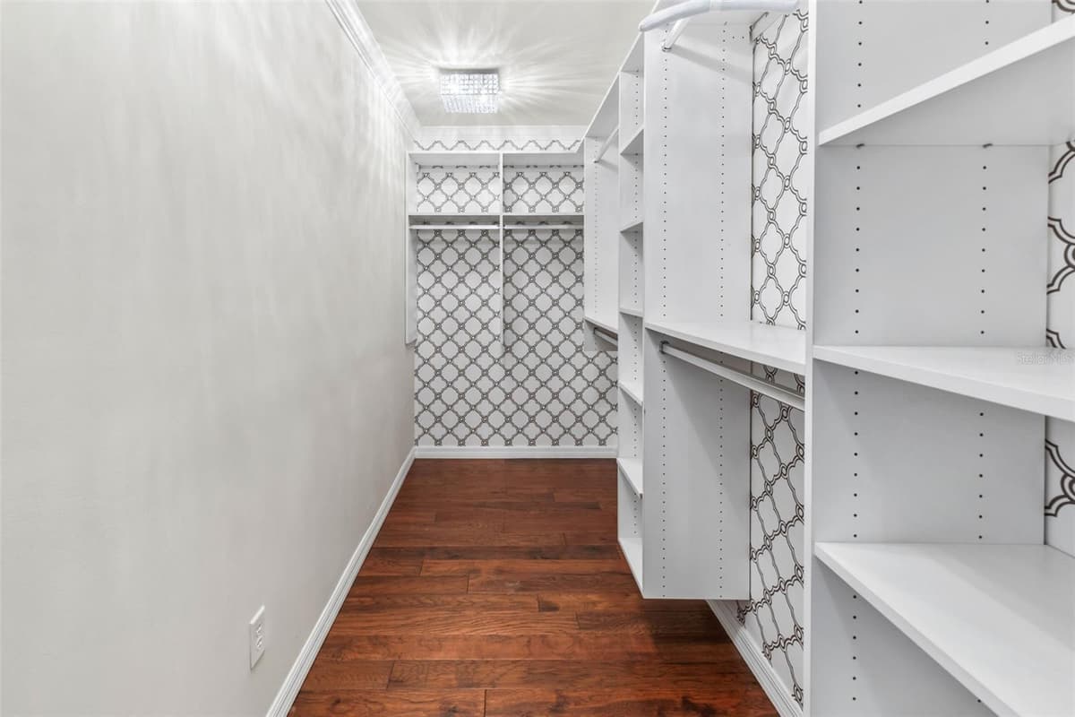 11310 DONNEYMOOR DRIVE — photo 38 of 84