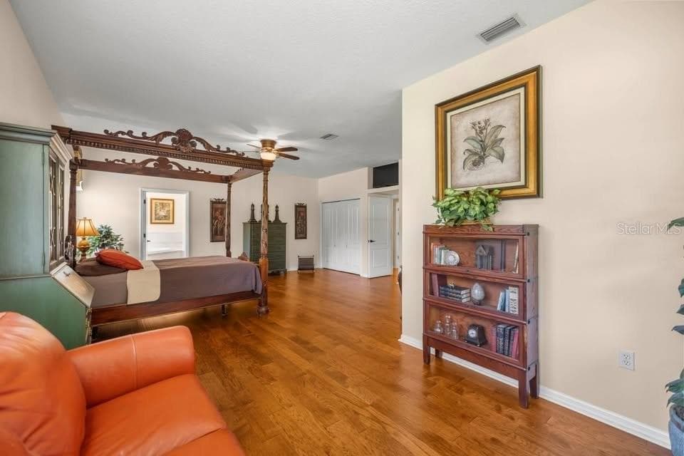 10264 SPRINGTREE LANE — photo 18 of 34