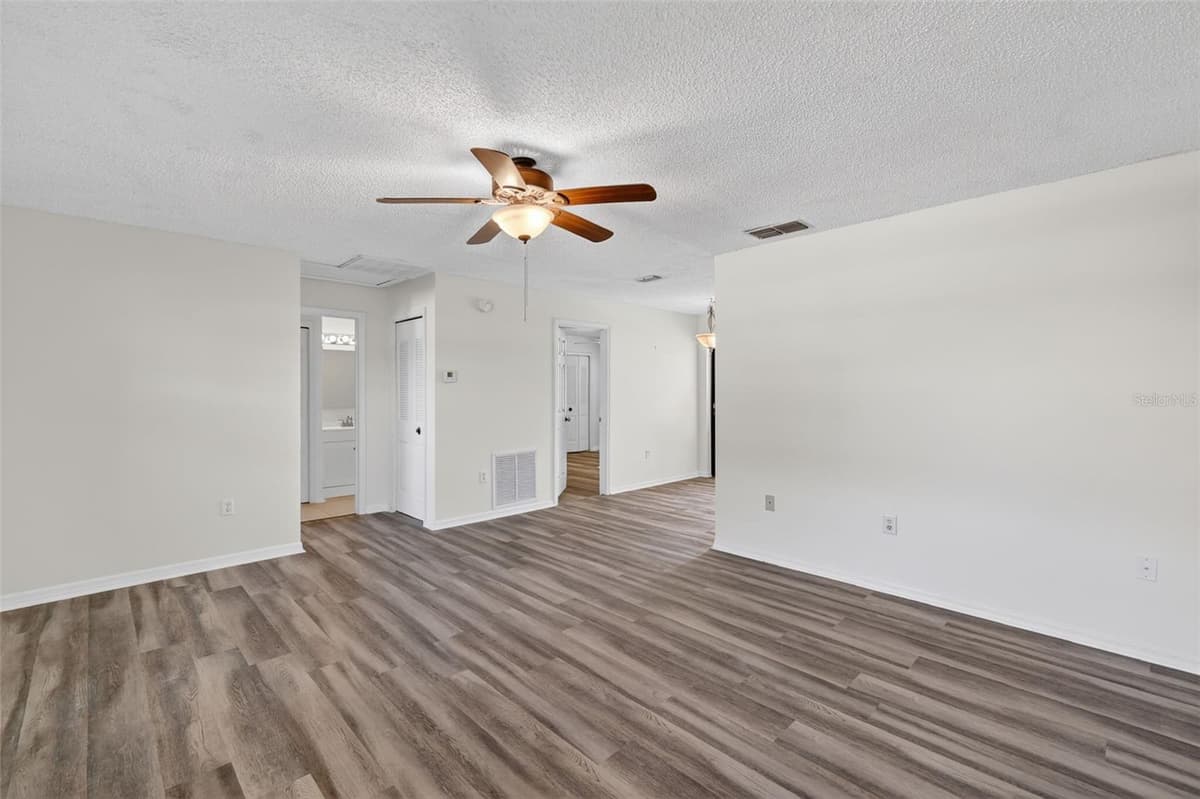 12520 ORANGEWOOD COURT — photo 5 of 23