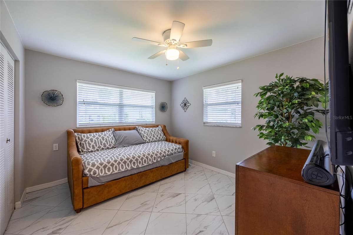 531 PANGOLA DRIVE — photo 3 of 45