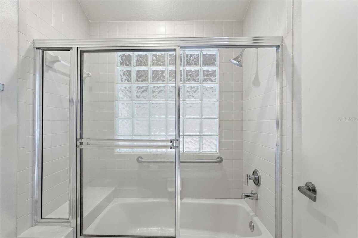 2869 SEABREEZE DRIVE — photo 30 of 57