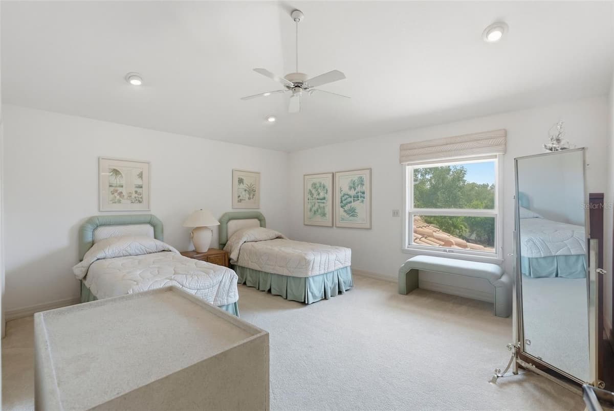 2869 SEABREEZE DRIVE — photo 35 of 57