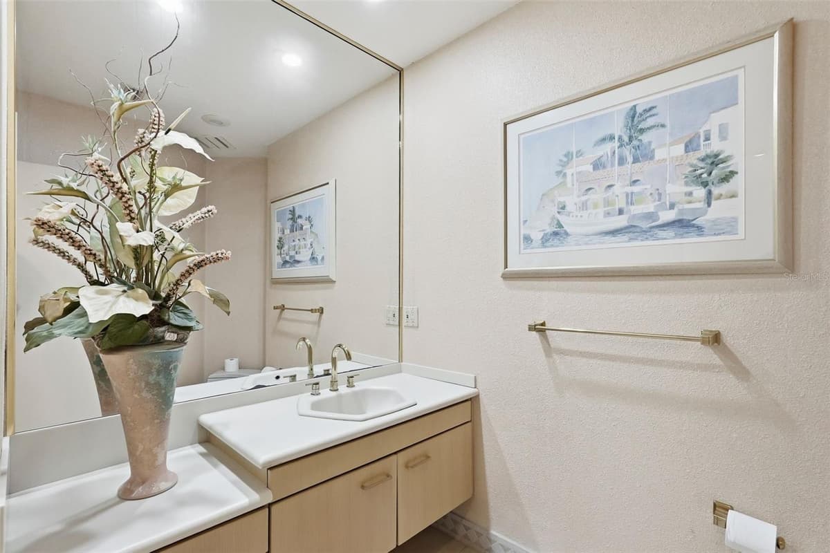 2869 SEABREEZE DRIVE — photo 34 of 57
