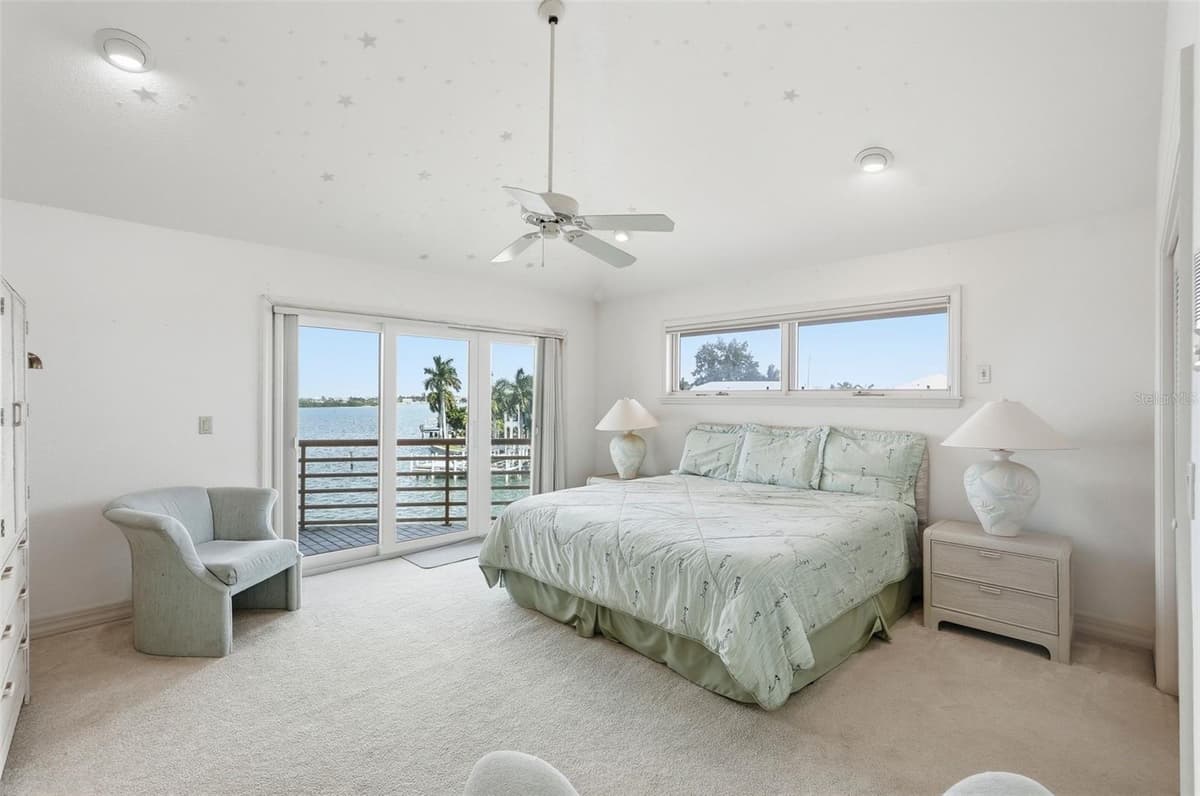 2869 SEABREEZE DRIVE — photo 31 of 57