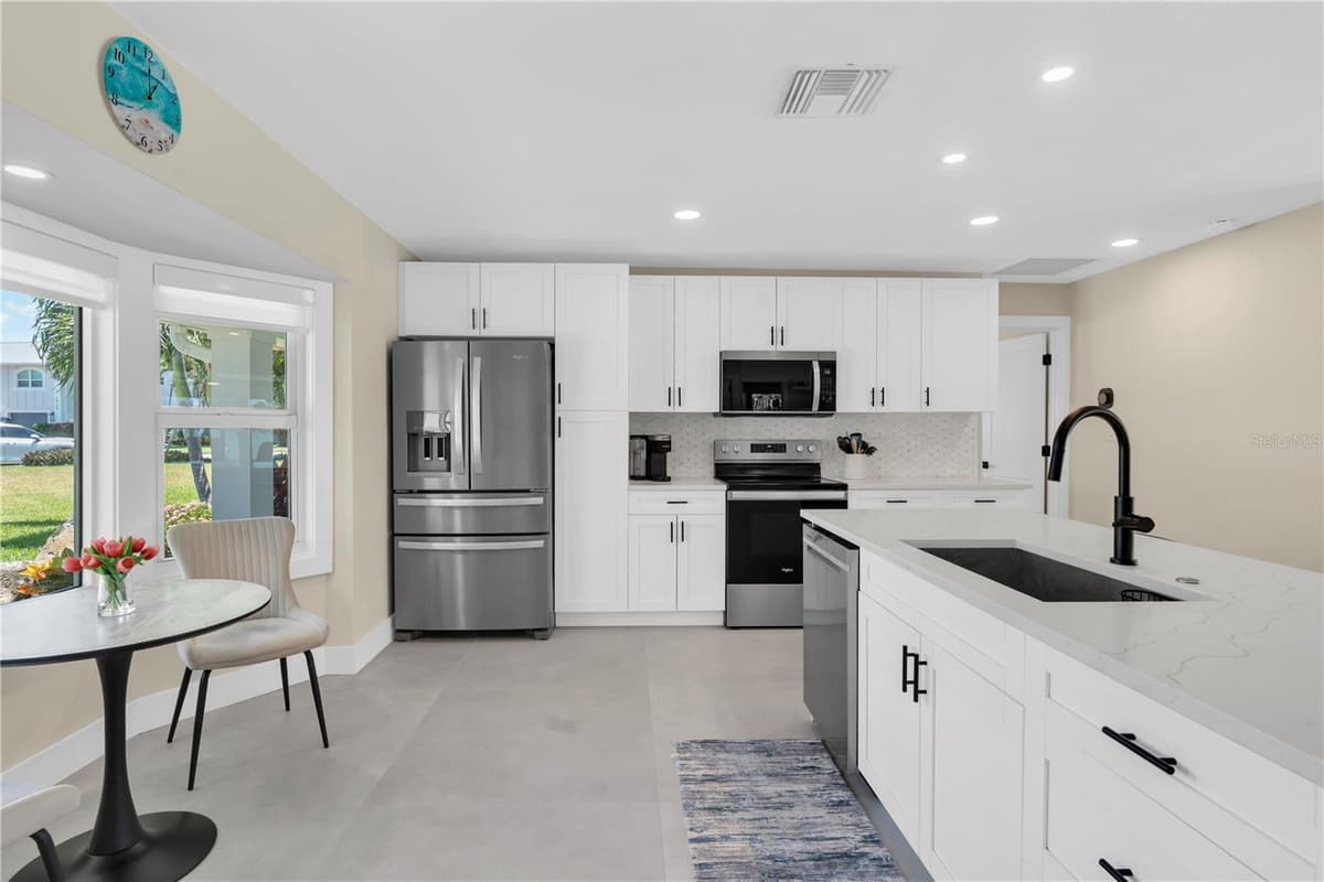 24 MARINA TERRACE — photo 12 of 49