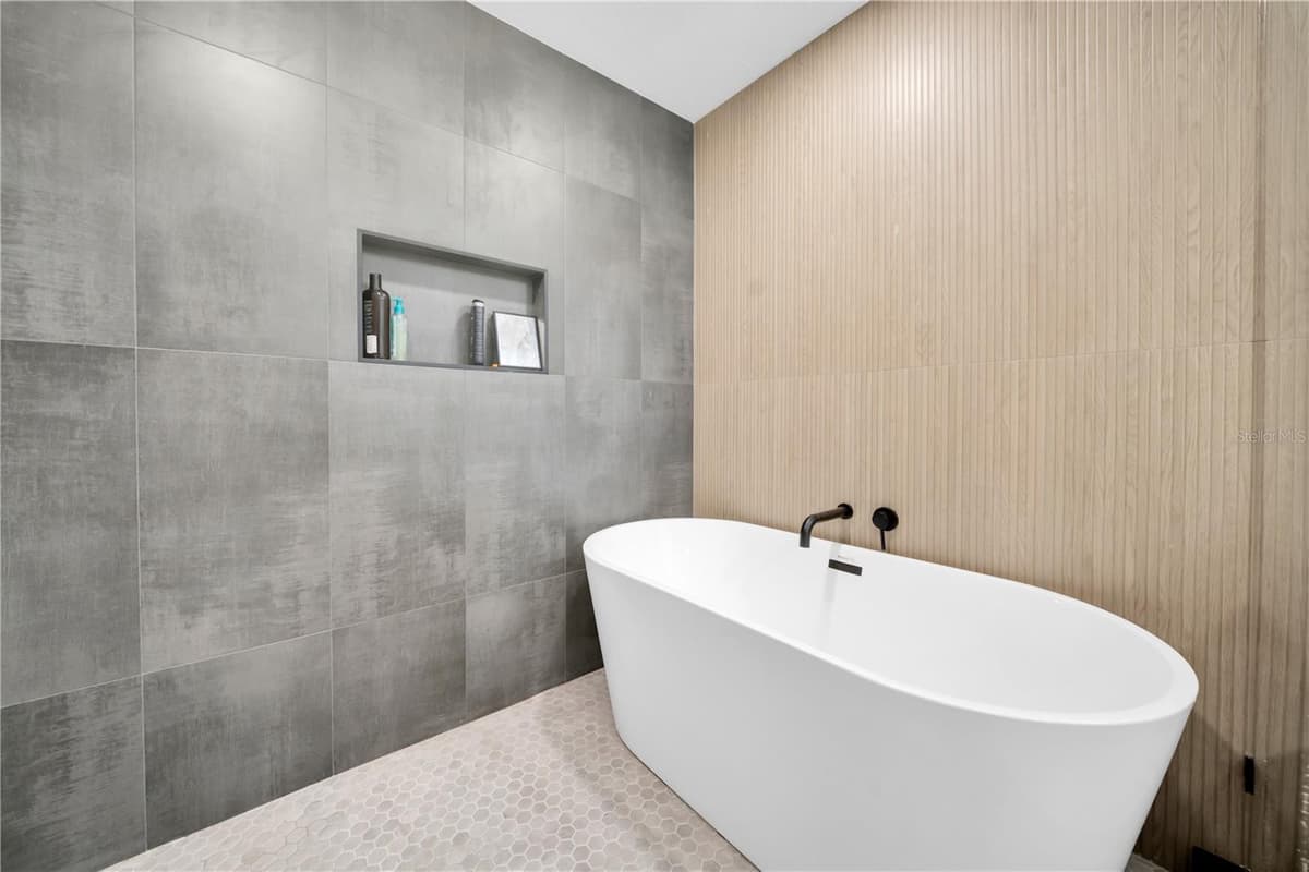 24 MARINA TERRACE — photo 36 of 49