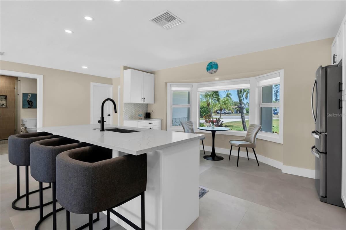 24 MARINA TERRACE — photo 15 of 49