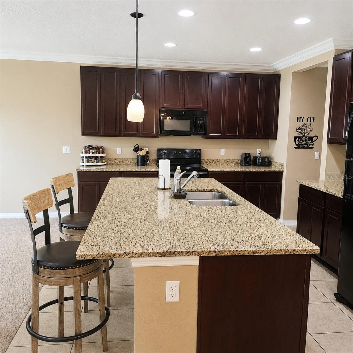15548 GEMINI DRIVE — photo 3 of 15
