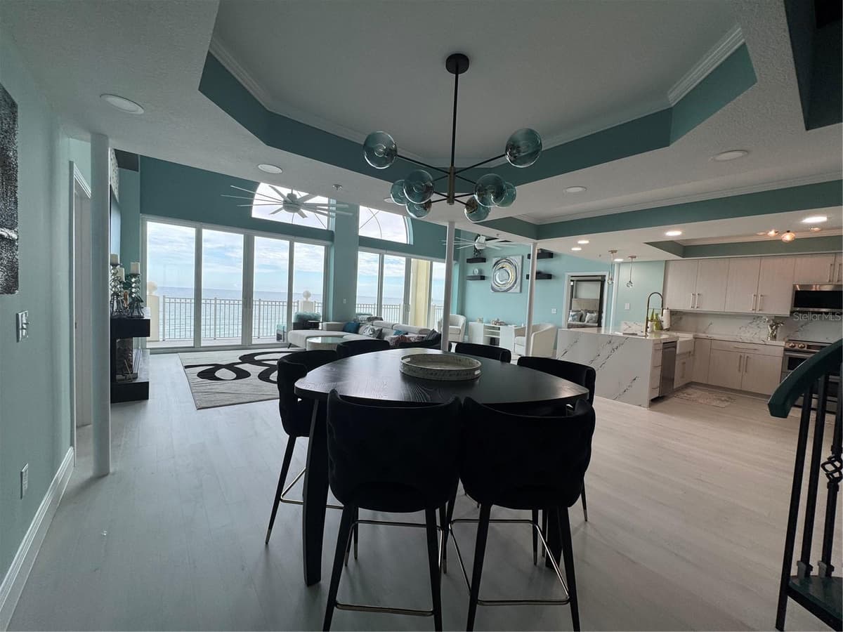 200 OCEAN CREST DRIVE — photo 17 of 70