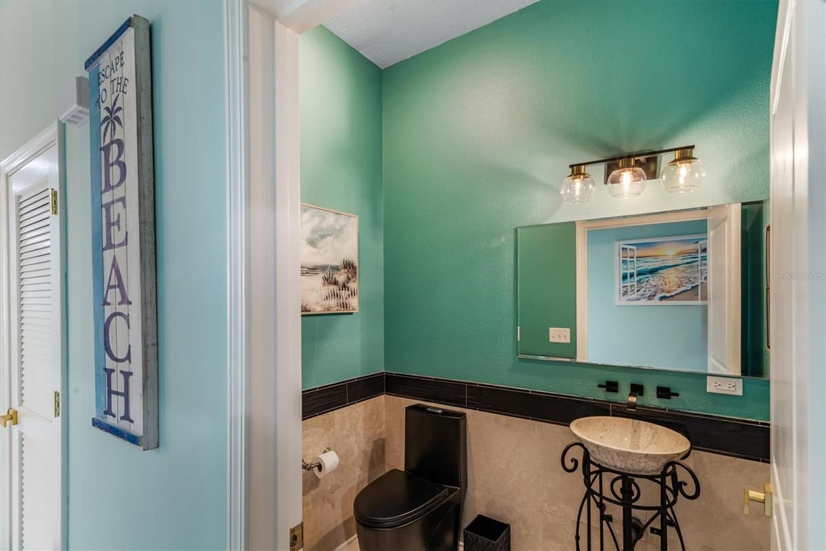 200 OCEAN CREST DRIVE — photo 47 of 70