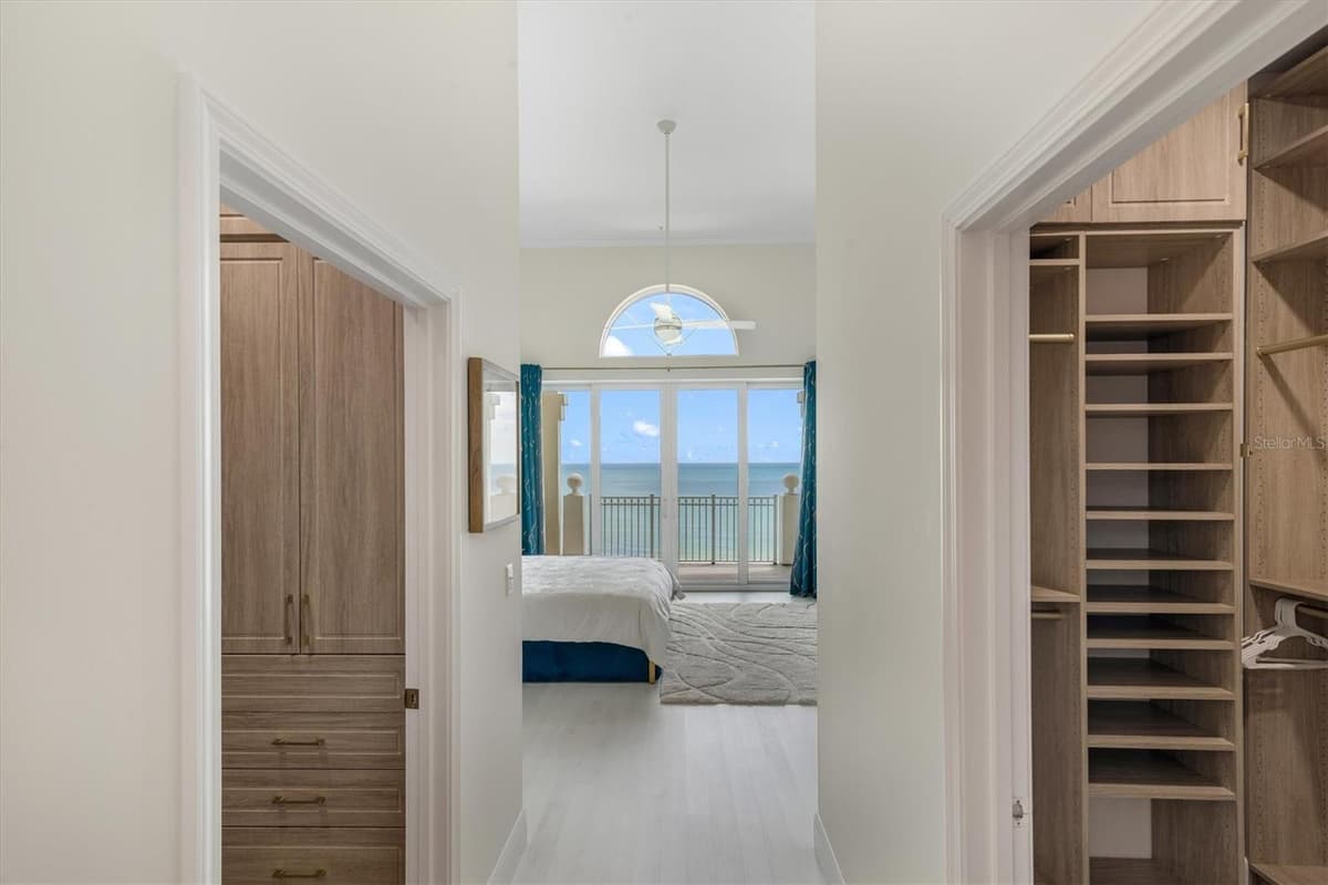 200 OCEAN CREST DRIVE — photo 22 of 70