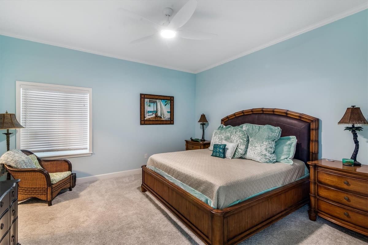 200 OCEAN CREST DRIVE — photo 34 of 70
