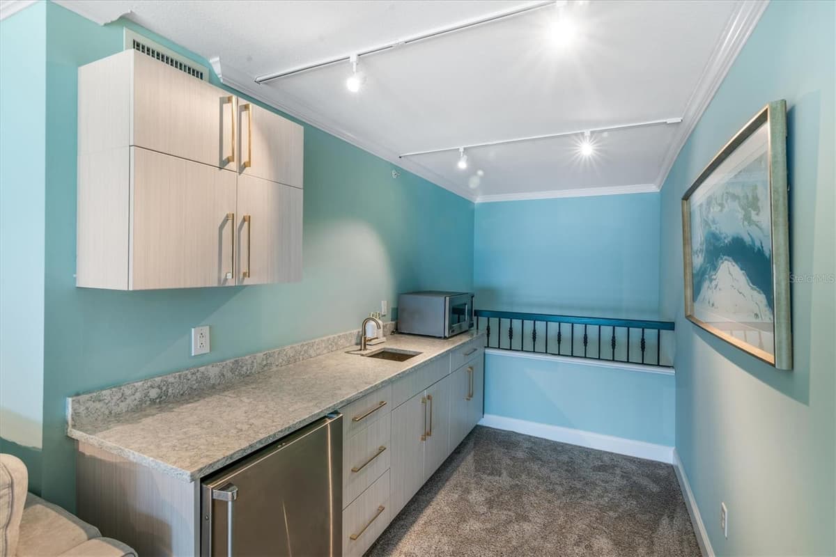200 OCEAN CREST DRIVE — photo 52 of 70