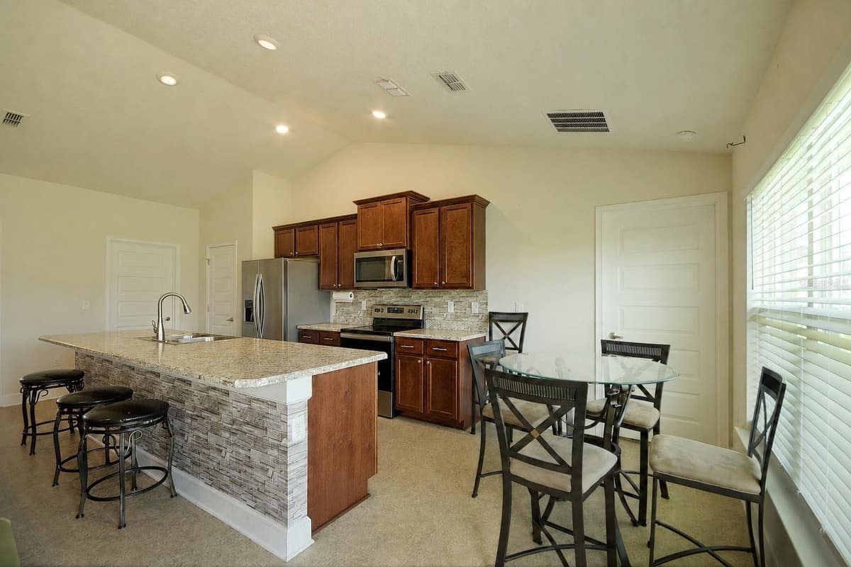 7733 SLOEWOOD DRIVE — photo 7 of 30