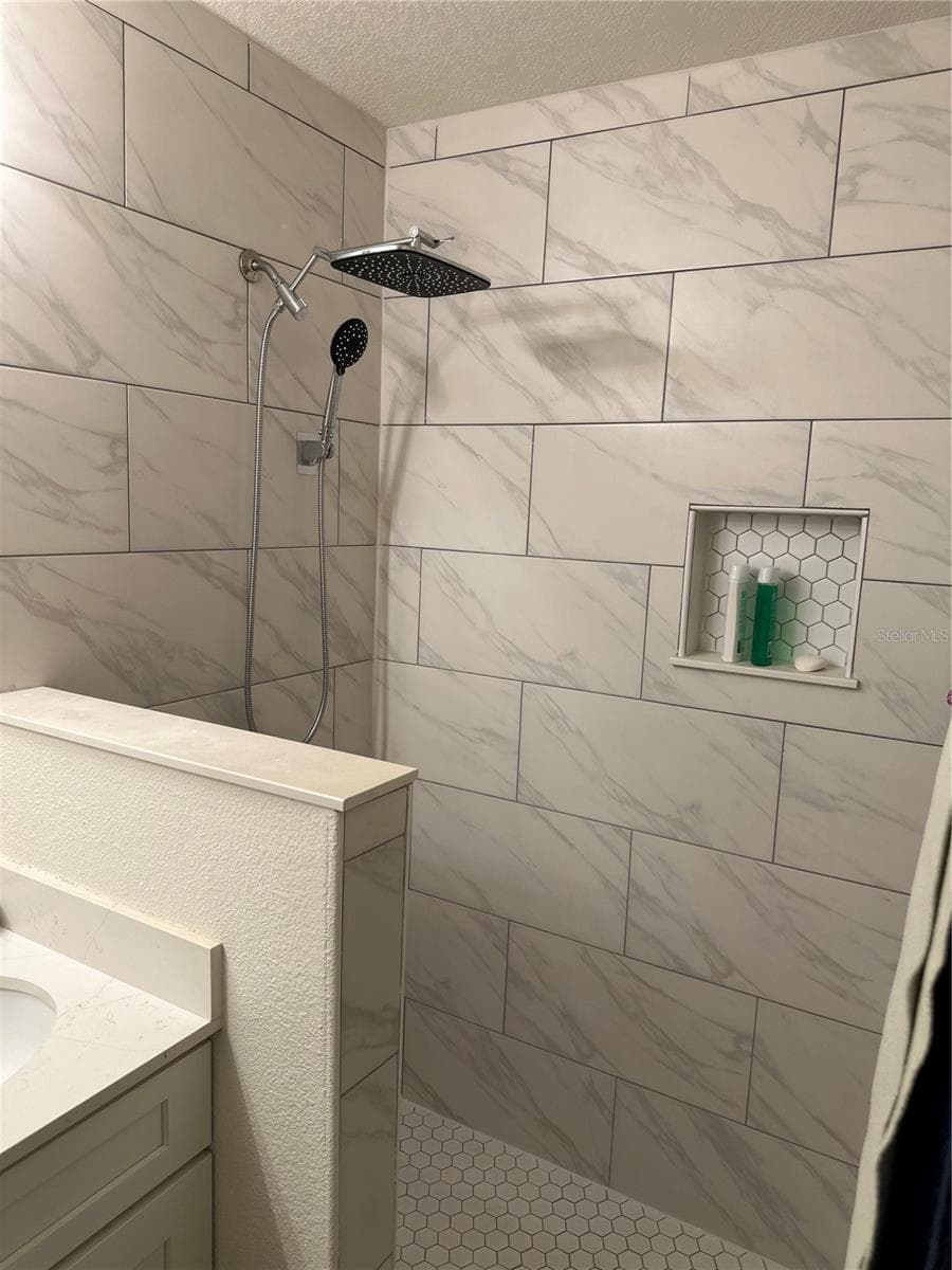 10010 MCMAHON AVENUE — photo 17 of 22