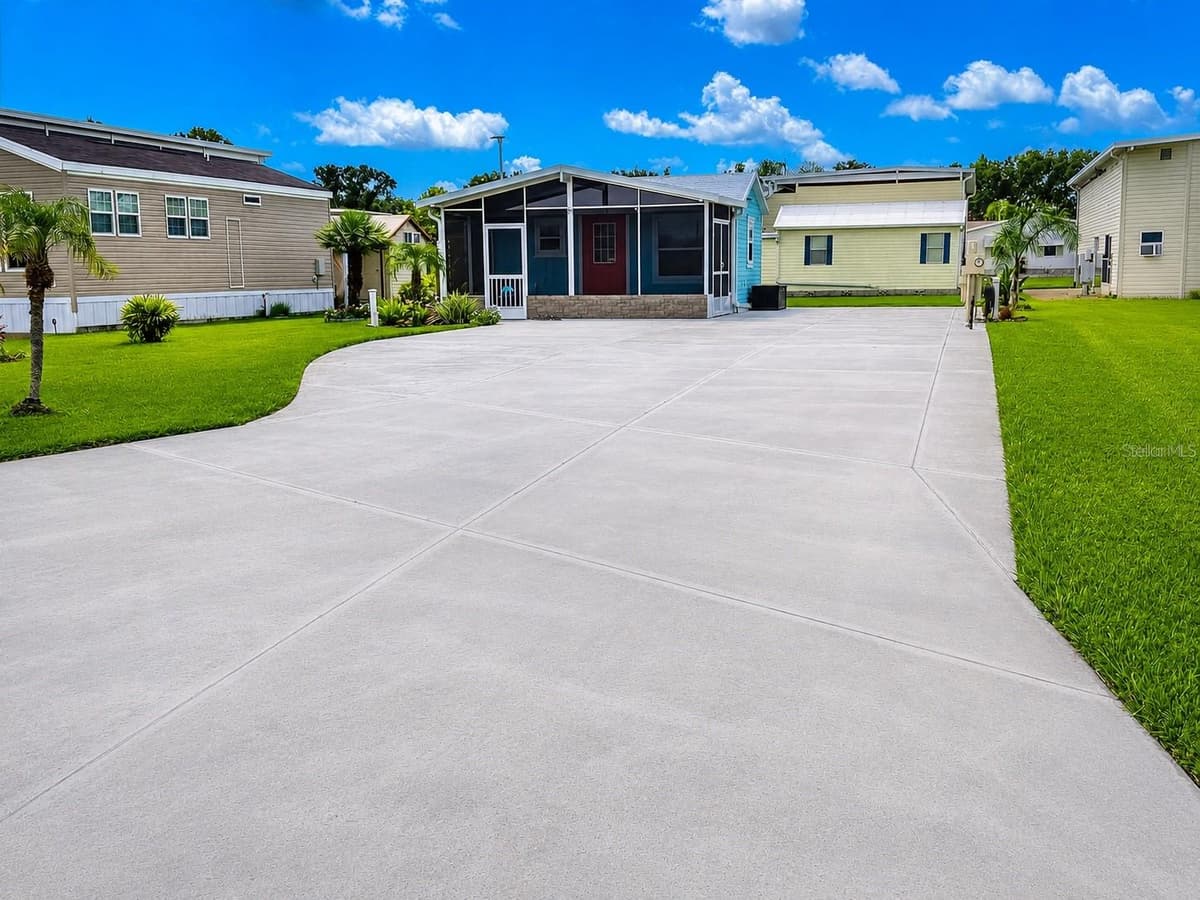 5245 ISLAND VIEW CIRCLE — photo 2 of 28