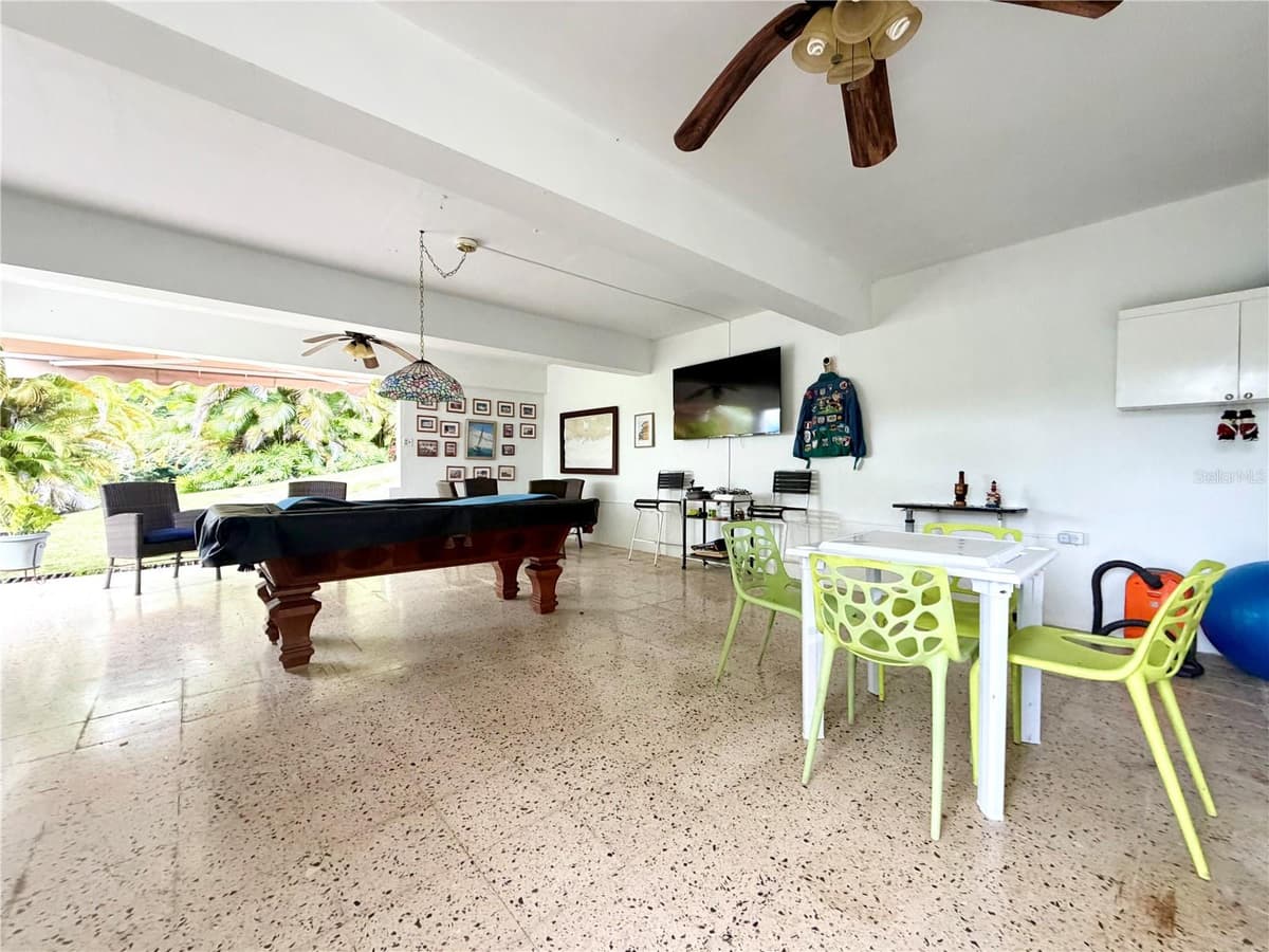 1-E VILLAS DE MONTE VERDE — photo 4 of 22