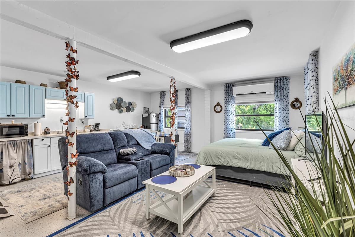 55342 CLAIRE STREET — photo 40 of 52