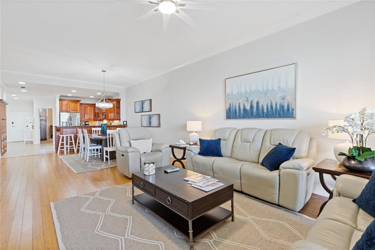 530 S GULFVIEW BLVD — photo 5 of 33