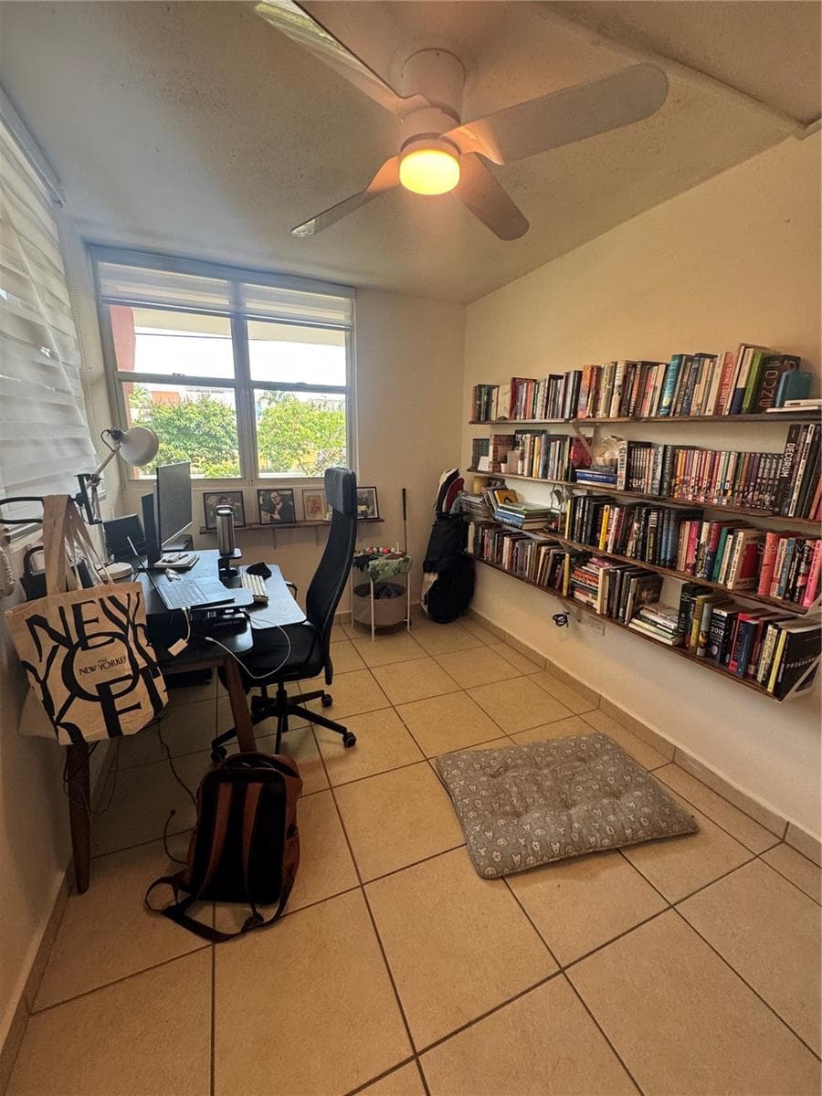 400 GRAN BLVD LOS PRADOS — photo 11 of 20