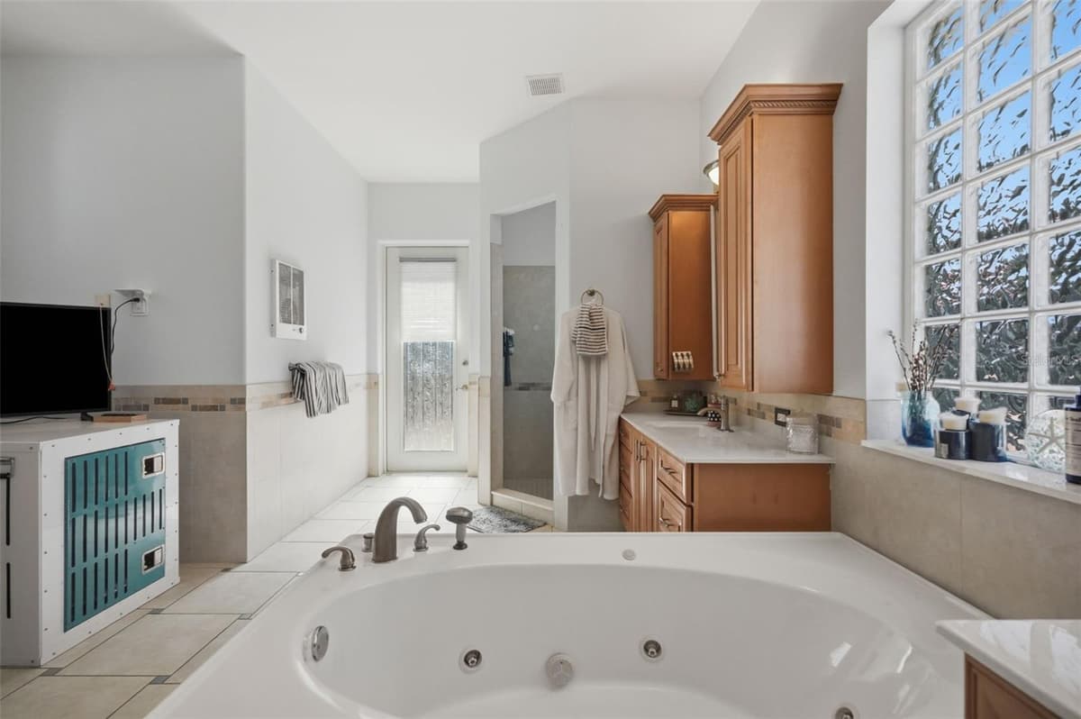 10030 ORCHARD WAY — photo 34 of 72