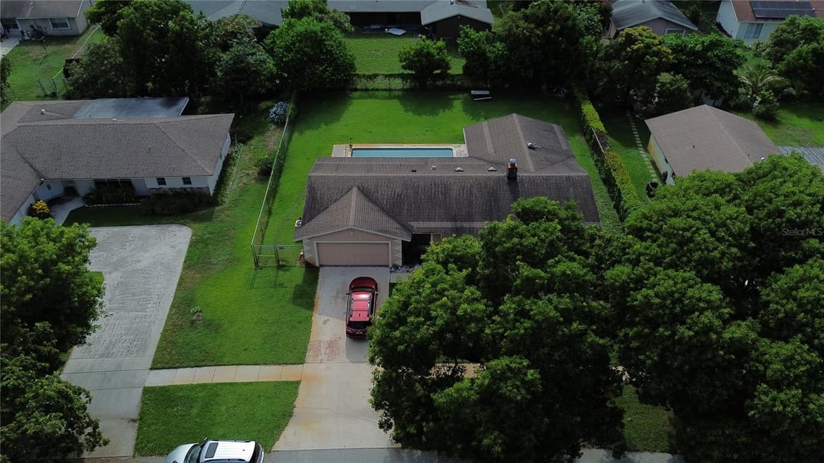 4215 LATONA AVENUE — photo 37 of 38