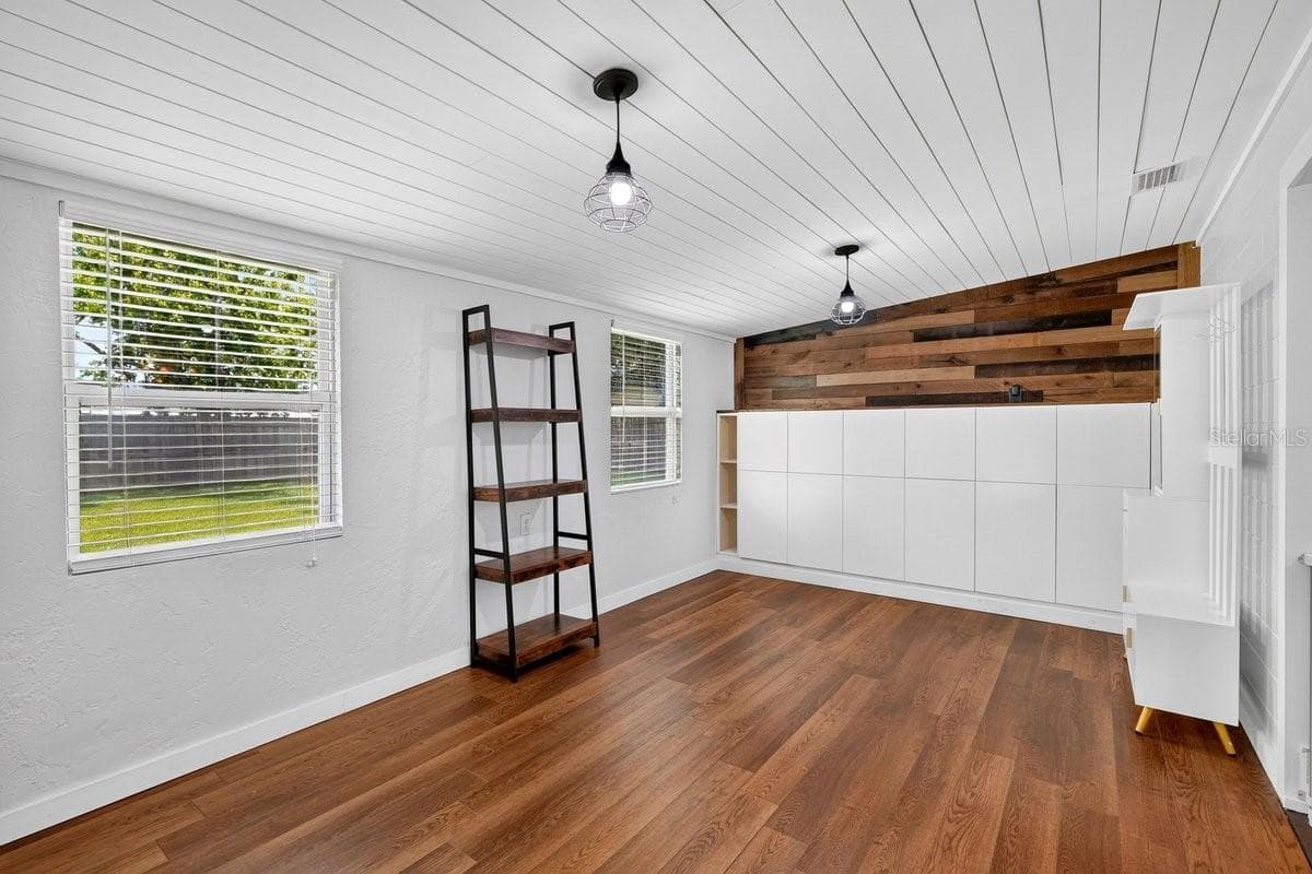 2334 CITRUS AVENUE — photo 16 of 56