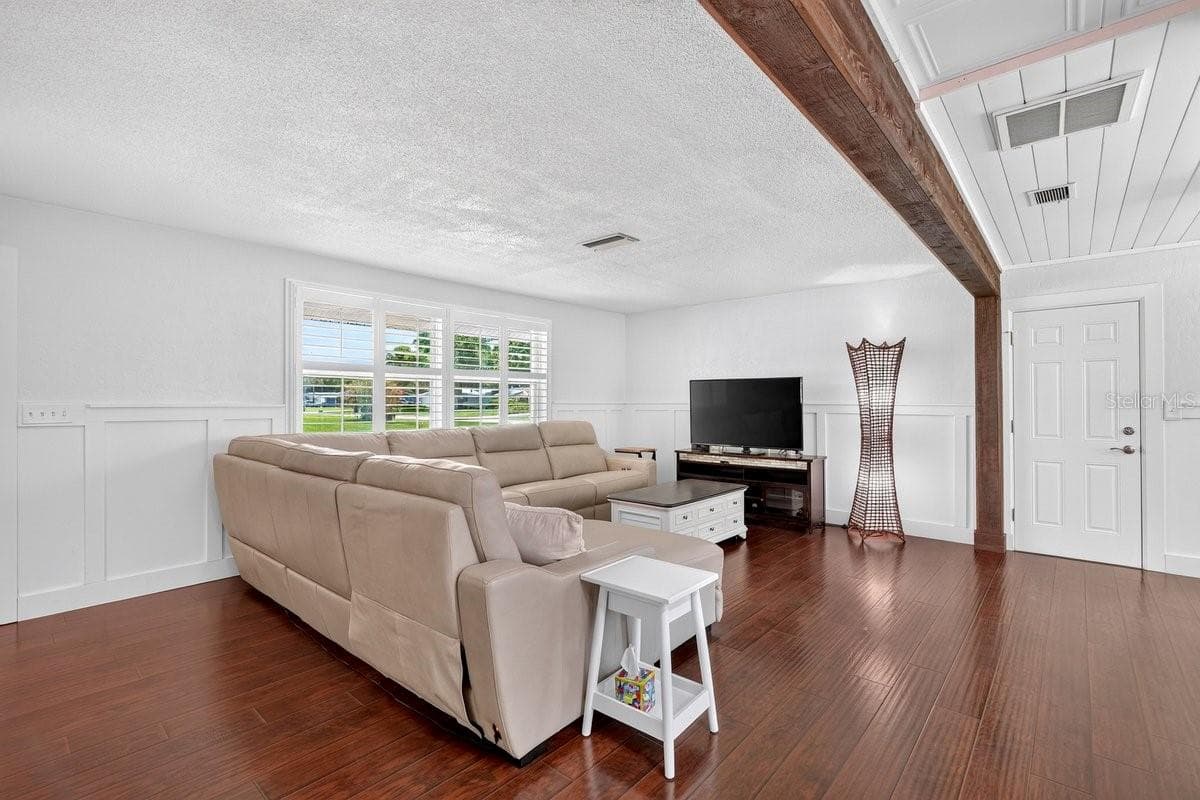 2334 CITRUS AVENUE — photo 38 of 56