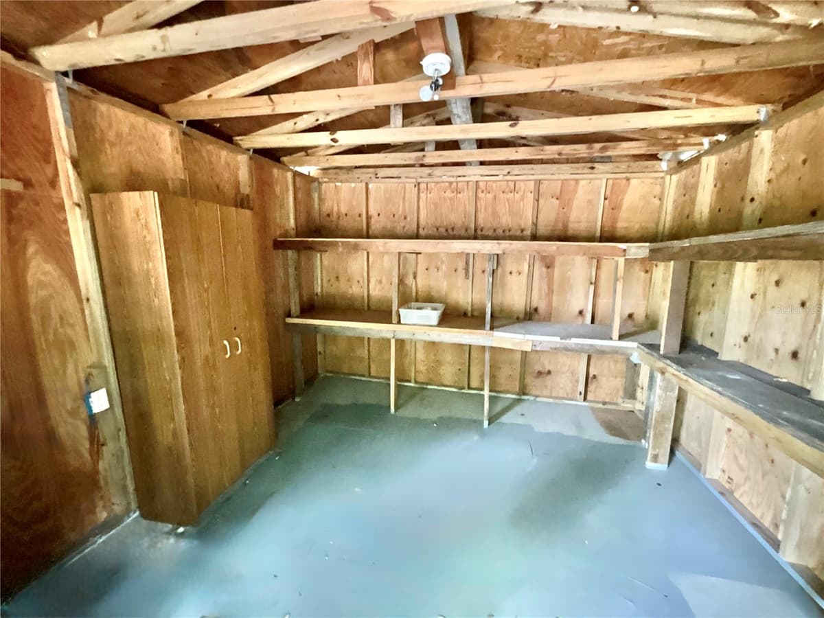 8232 SWAN LAKE ROAD — photo 33 of 52