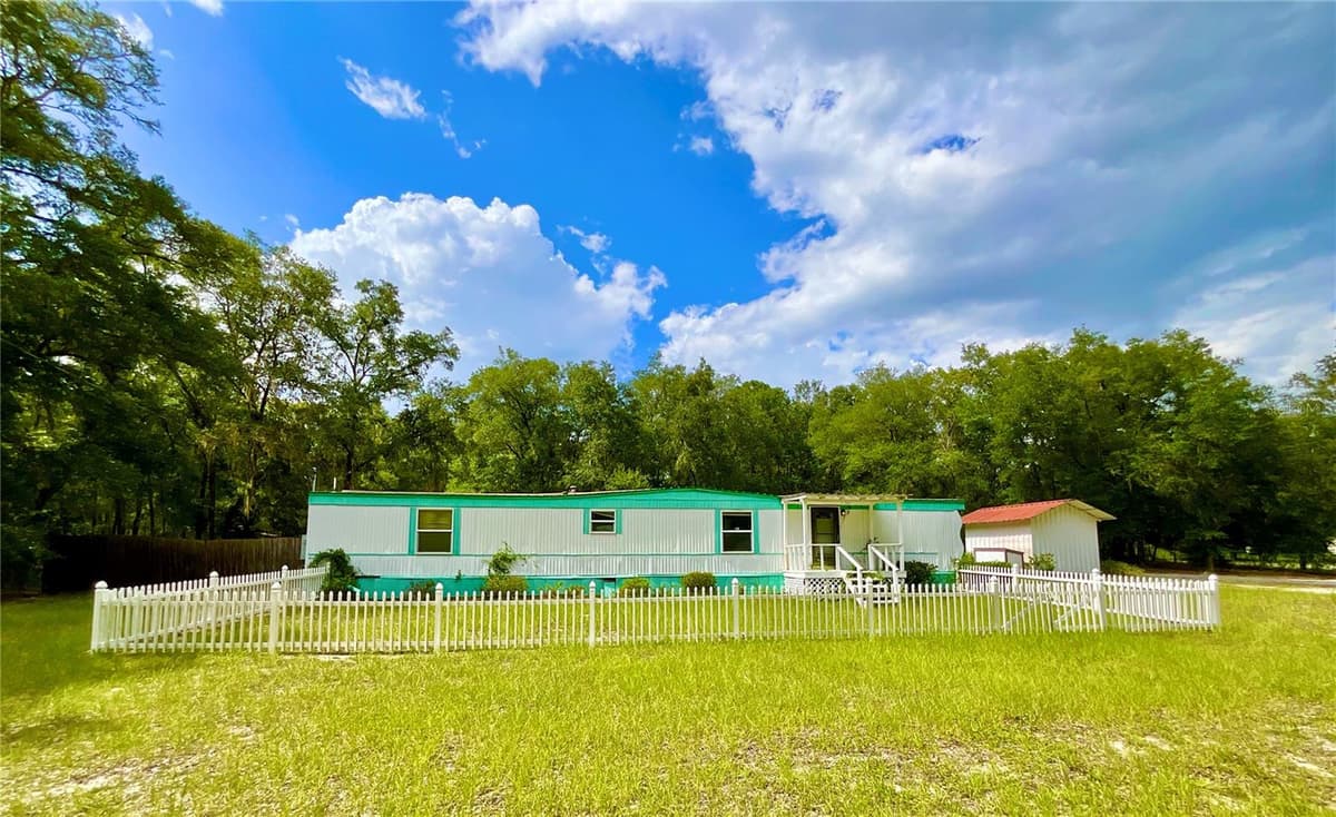 8232 SWAN LAKE ROAD — photo 11 of 52