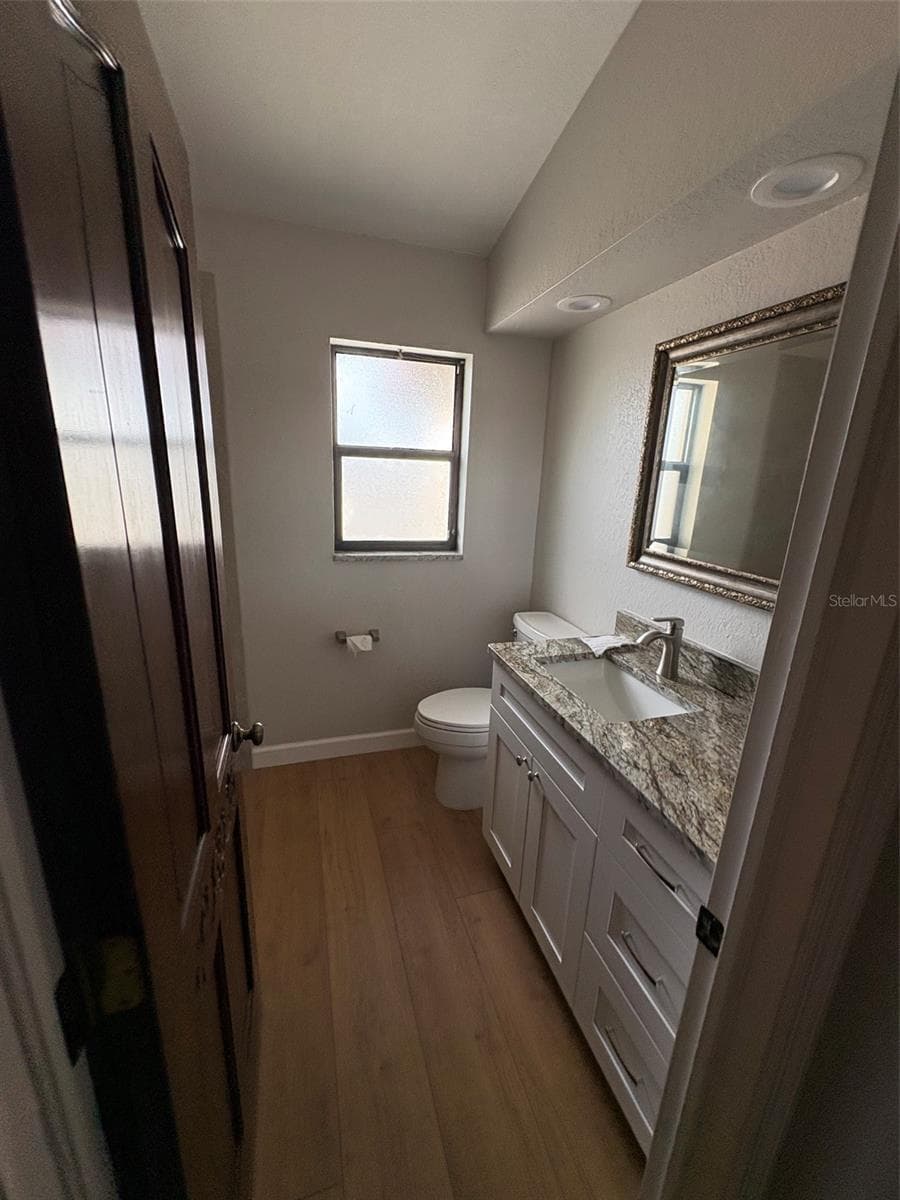15810 REDINGTON DRIVE — photo 28 of 43
